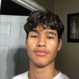 Meet your Posher, Favio